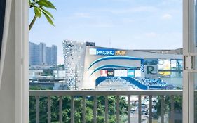 The Sriracha Residence